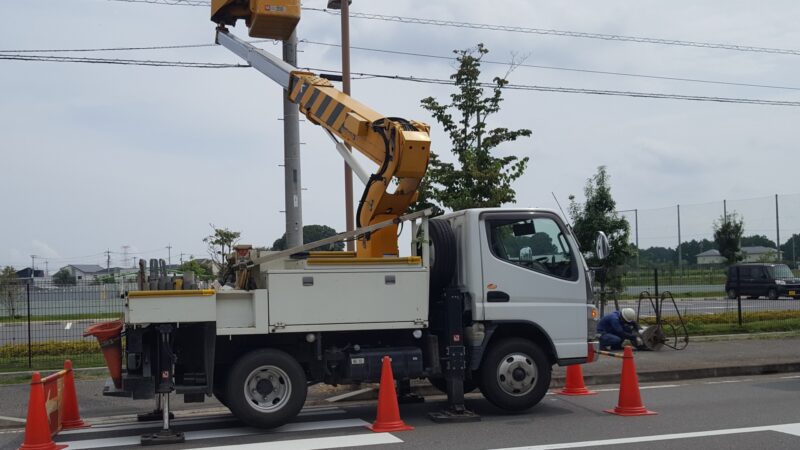 高所作業車