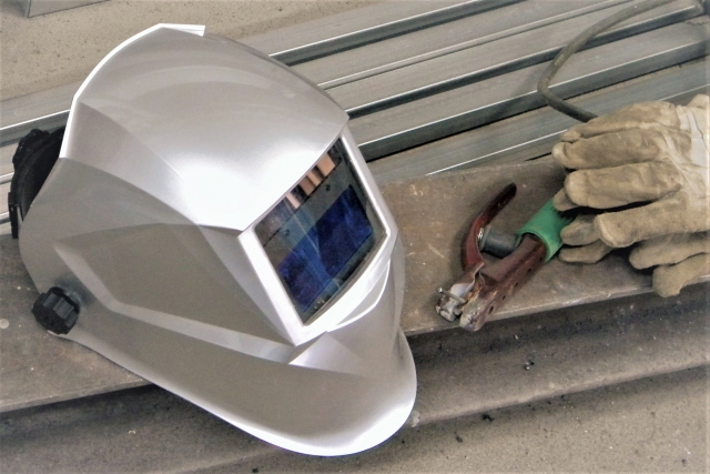 アーク溶接技能講習と特別教育の違い