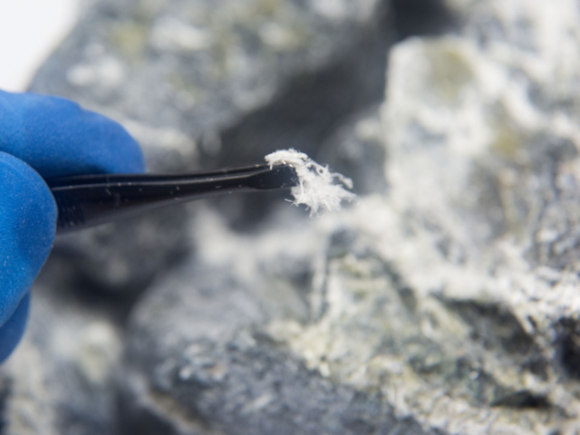 アスベスト除去の工法