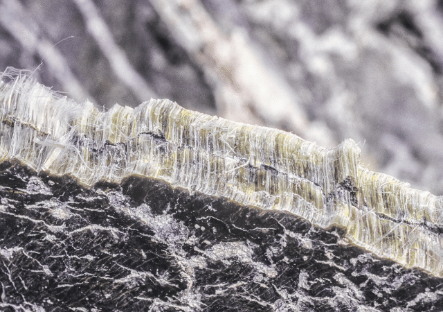 アスベスト（石綿）とは何か？