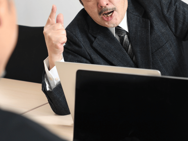 そもそも「叱る」と「怒る」は違う?